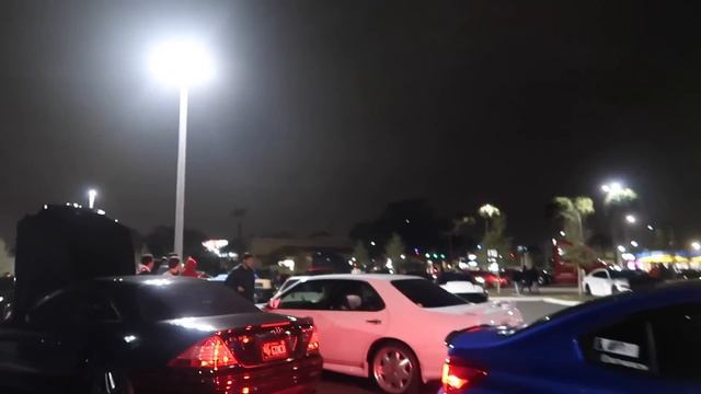 POLICE CONFRONTS MUSTANG OWNER... *CAR MEET SHUTDOWN* смотреть онлайн