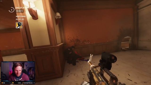 Beaulo Gets Scared By Caveira!?! | Rainbow Six: Siege Twitch Clips смотреть онлайн