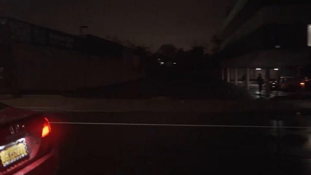 A CR2 at Night... смотреть онлайн