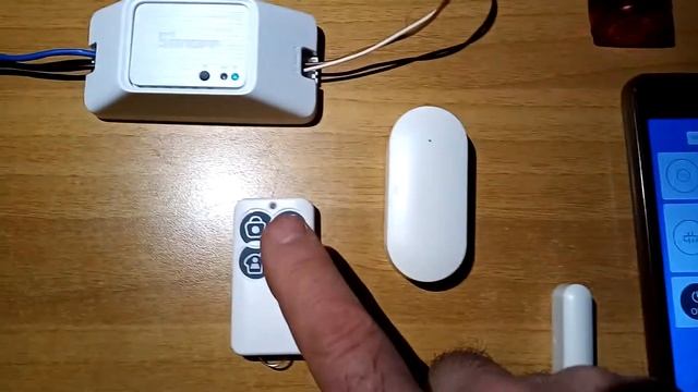 DIY alarm: Control eWelink Sonoff Basic RFR3 ON/OFF Alarm system also with 433MHZ RF Remote. смотреть онлайн