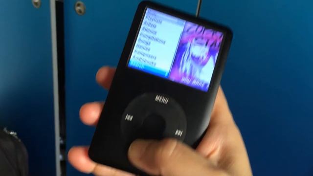 Testing My iPod Classic смотреть онлайн