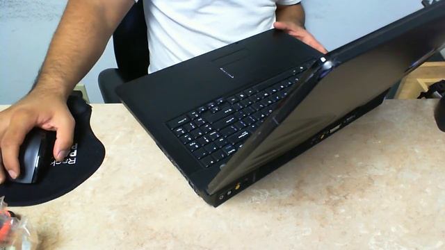 Alienware M9700i-R1 17.1" Notebook смотреть онлайн