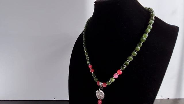 Украшение ручной работы из натуральных камней колье "Очарование" смотреть онлайн