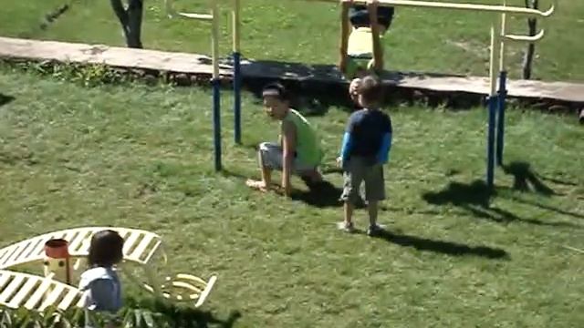 Мальчик мучитель1