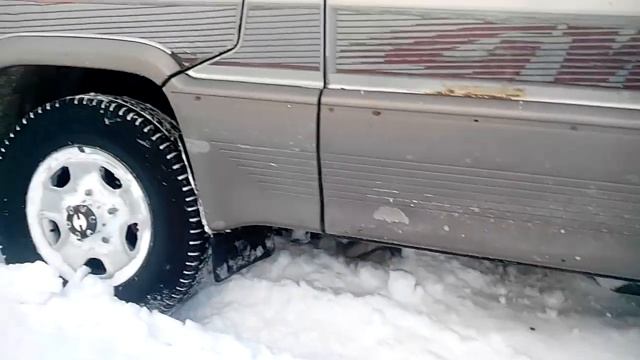 Toyota Master Ase Surf 1990 г. Допустил пробуксовку в снегу. смотреть онлайн