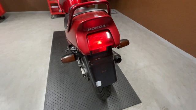 HONDA XELVIS MC25 - ホンダ XELVIS смотреть онлайн