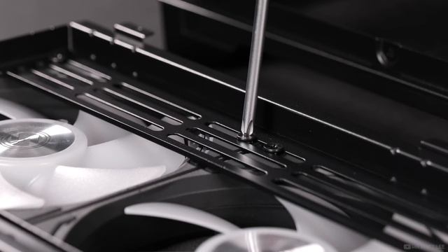 Chrome, the New Black? | Lian Li O11 VISION Chrome Powerful Gaming PC Build смотреть онлайн