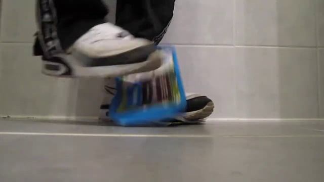 nike air max classics crushing a box смотреть онлайн