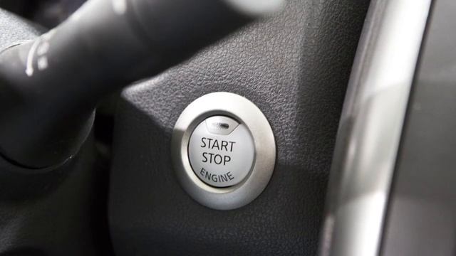 2016 NISSAN Versa Note - Automatic Door Locks (if so equiped) смотреть онлайн