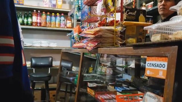 ROBANDO AL SEÑOR DE LA TIENDA!! BROMA смотреть онлайн