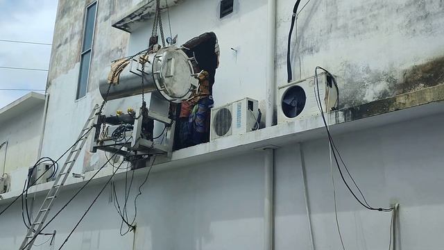 Heavy weight autoclave machine. смотреть онлайн