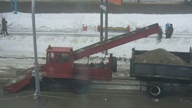 Old soviet snowloader KO-206A смотреть онлайн