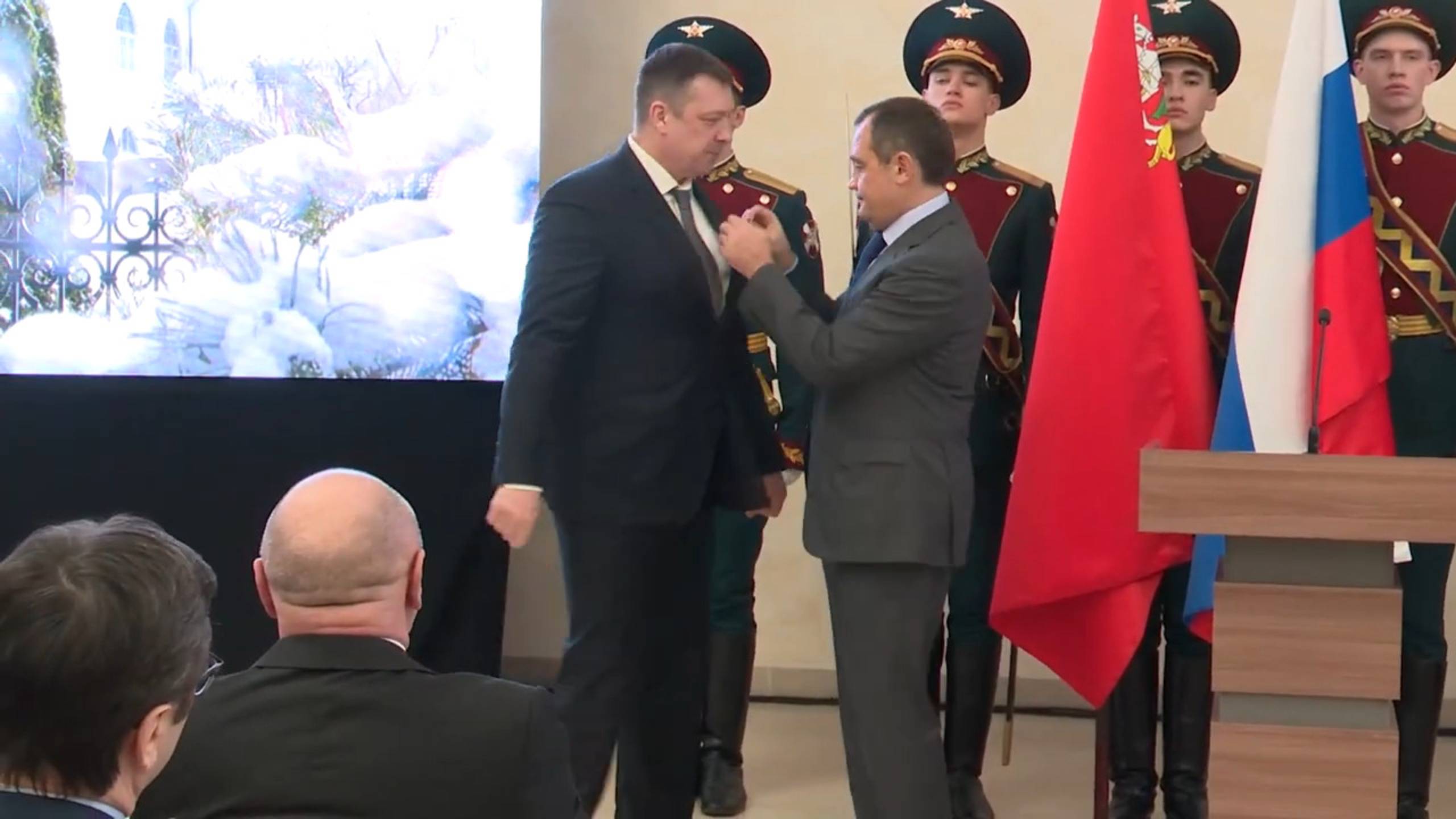 В Реутове наградили жителей за вклад в развитие округа 25.12.2024 смотреть онлайн