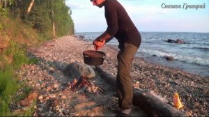 Как на природе испечь хлеб в казане.