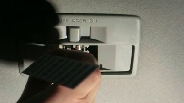 Светодиодная лампа в салоне mazda