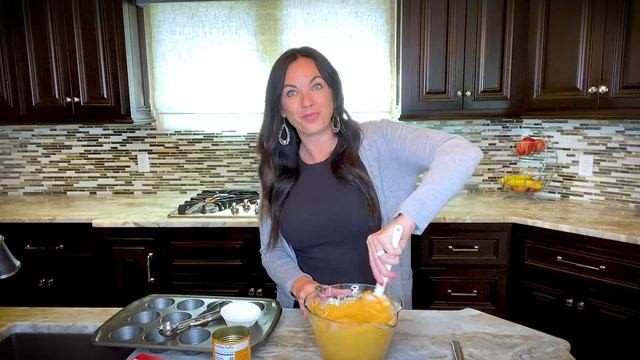 Pumpkin Muffins Recipe - Only 2 ingredients смотреть онлайн