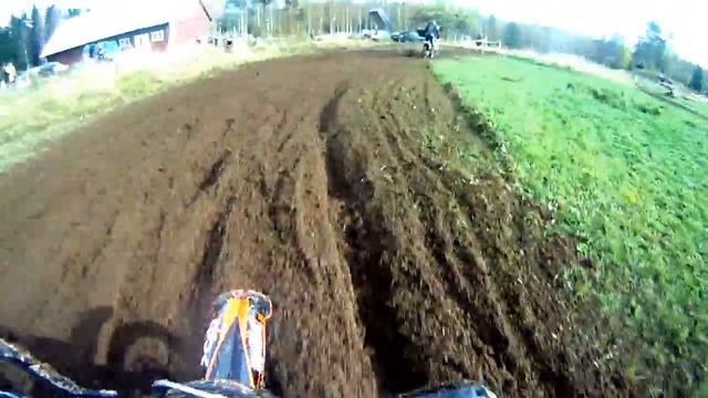 Honda CRF 250 vs KTM 300 EXC смотреть онлайн