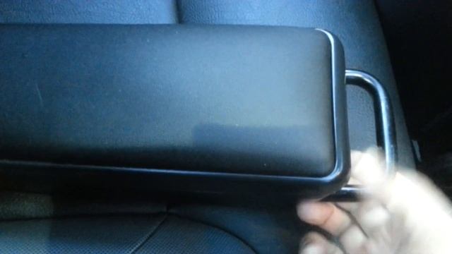 How to fix that annoying armrest in a Mini Cooper смотреть онлайн