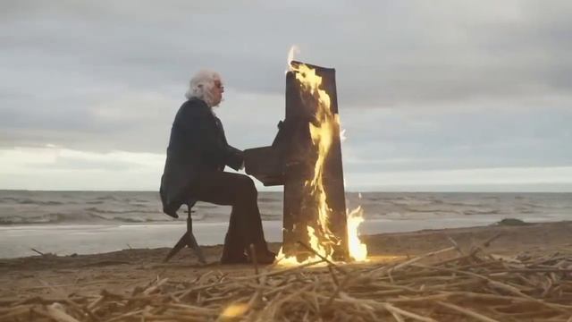 мелодия бенди на горящем пианино! смотреть онлайн