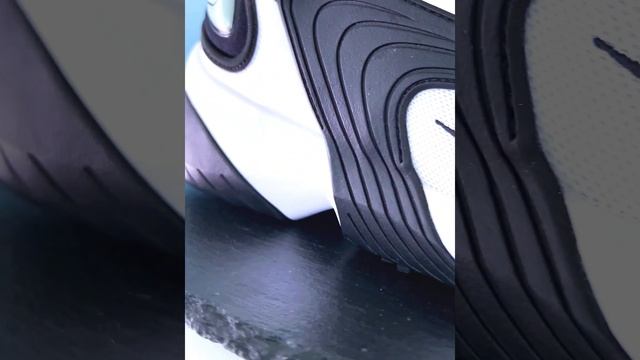 Кроссовки Nike Zoom 2K смотреть онлайн
