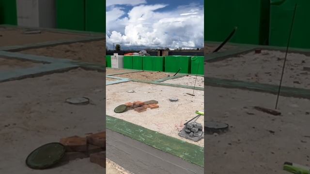 БЕТОННЫЙ ПОЛ С ОПИРАНИЕМ НА ФУНДАМЕНТ / КАК СДЕЛАТЬ ПОЛ ПО ГРУНТУ СВОИМИ РУКАМИ / строительство дома смотреть онлайн