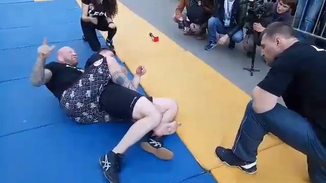 Технические упражнения Джеффа Монсона в спарринге с Максимом Дворецким. Серия 7.