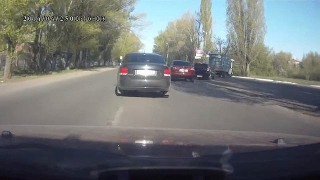 Дама за рулем .... смотреть онлайн