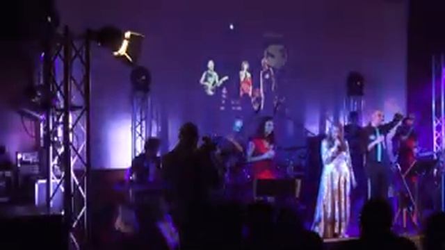 Supereroi - Live @ the T-Hotel - Parte 2 - Clara Serina смотреть онлайн