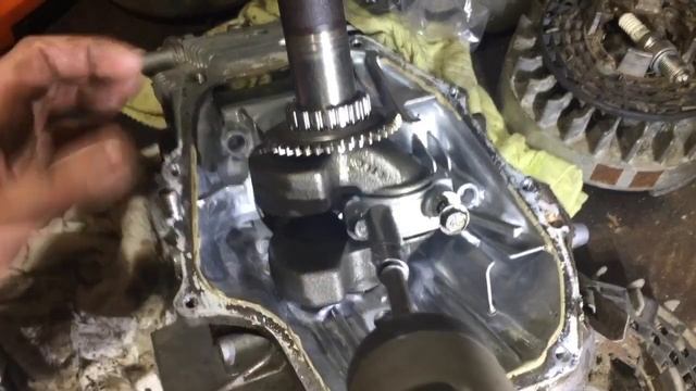 Honda GCV190 Crankshaft Change ( GCV135 / 160 ) Mower engine 🔧 смотреть онлайн