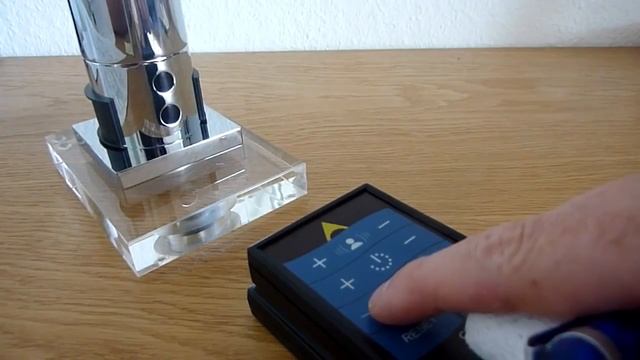 Использование ИК пульта Grohe изменение периода автопромывки смотреть онлайн