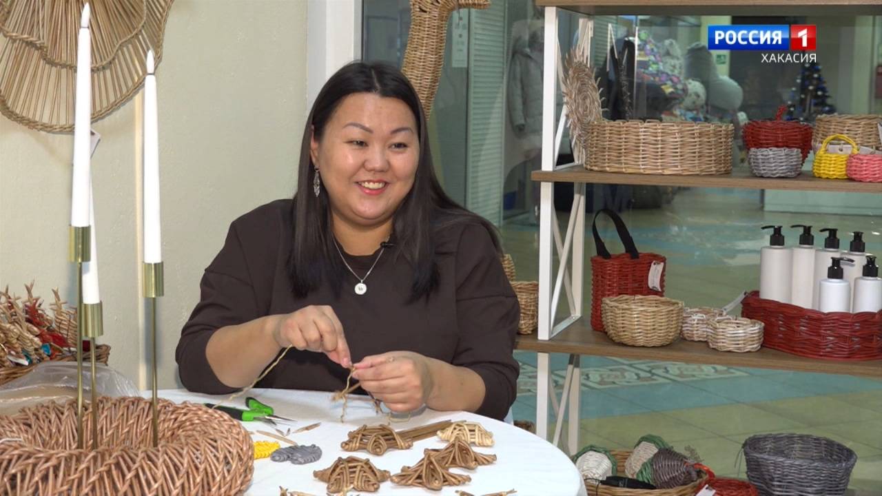 Чоным чайааны. Ольга Тахтобина мастер по плетению новогодних украшений смотреть онлайн