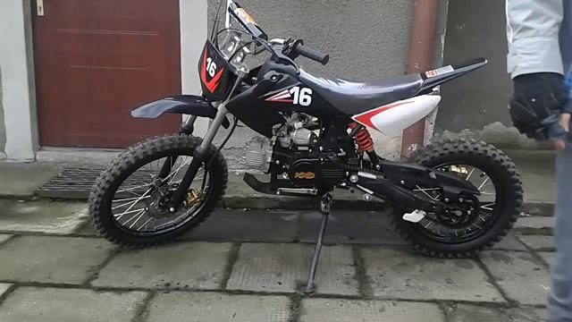 Cross KXD 125 - Krótka prezentacja смотреть онлайн