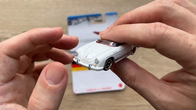 2023 Hot Wheels Porsche Porsche 356 Speedster смотреть онлайн