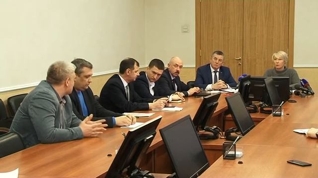 В городской администрации обсудили изменения в работе общественного транспорта смотреть онлайн