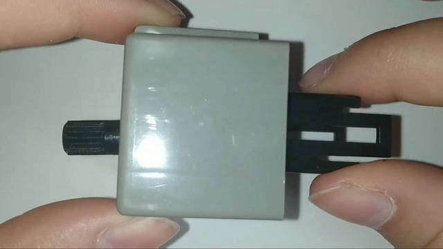 Регулируемое реле указателей поворота светодиодных ламп FLL009-1 (CF18, 81980-50030, 066500-4650) смотреть онлайн