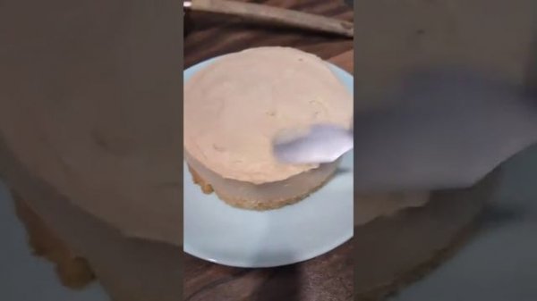 сборка бенто-торта карамель -банан