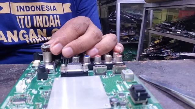 Service TV Toshiba 40 PU 200EJ kerusakan stanby смотреть онлайн