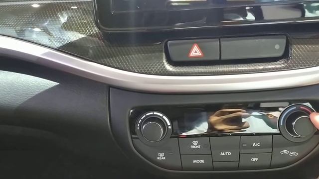 Suzuki XL7 Alpha FF A/T (NC) Review - Indonesia смотреть онлайн
