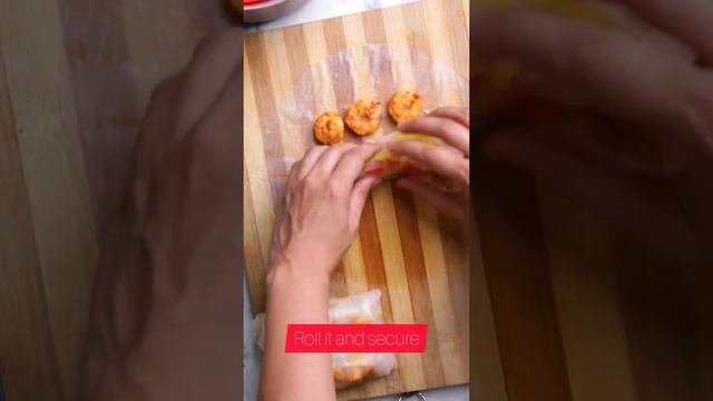 Vietnamese Spring rolls and peanut dipping sauce #summerrecipe смотреть онлайн