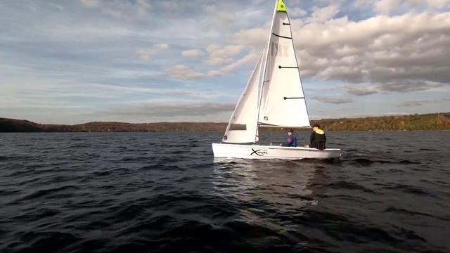 Topaz Xenon XK1 Keelboat смотреть онлайн