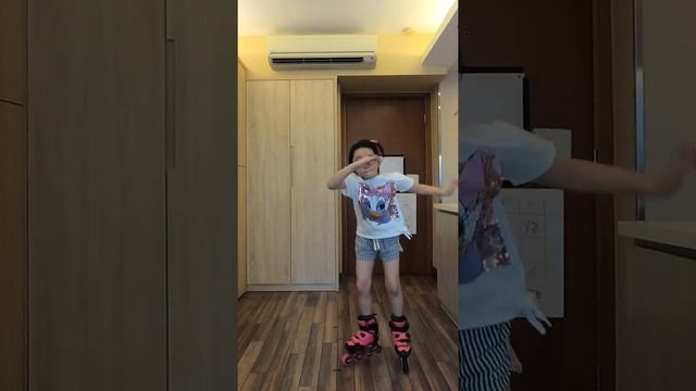 Paprika パプリカ Hong Kong kid song dance Cover (Roller skating ver.) смотреть онлайн