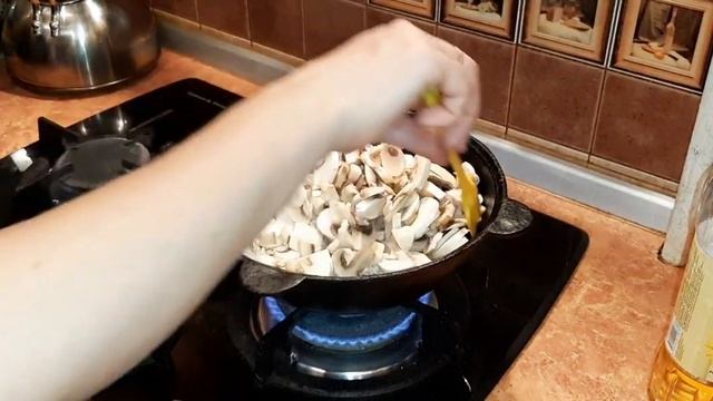 Шампиньоны с гречневой кашей смотреть онлайн