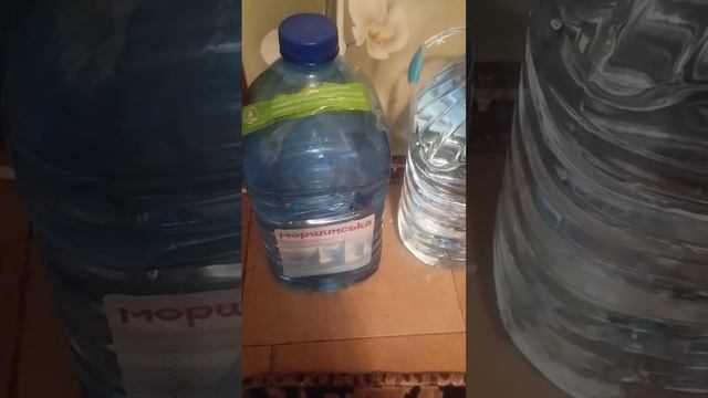 Это Вода #вода #баклажка #моршинська #мокро #влажность #бутылка