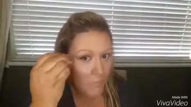 Younique BB Creams Contour Y Highlight | Karolynasmakeup