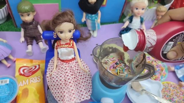 All types of Ice cream mixing/ Mixie ல ஐஸ் க்ரீமை அரைத்த மாயா அக்கா😃/Barbie show tamil смотреть онлайн