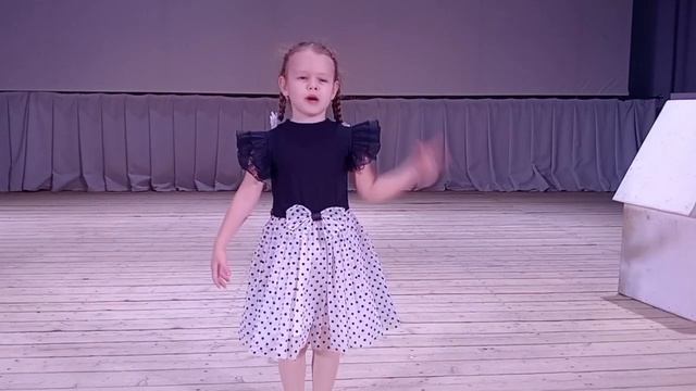 Тарутанова Мария, 5 лет. Стихотворение "Трезор". смотреть онлайн