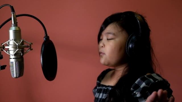 Rare By Selena Gomez - Cover By 7-year-old Lily