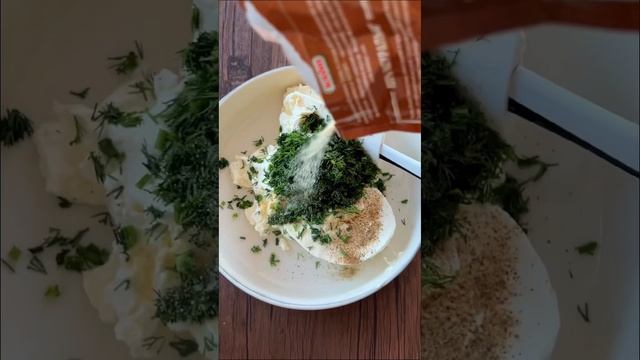 ШПИНАТНЫЙ РУЛЕТ С ЛОСОСЕМ 🍣🥬😍 смотреть онлайн