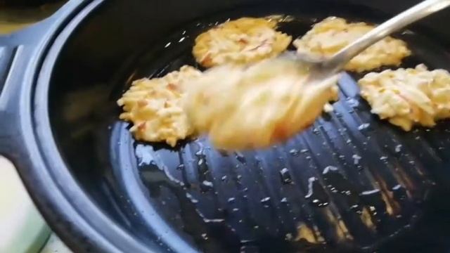 Яблочные оладушки-в тесто добавить яйцо смотреть онлайн