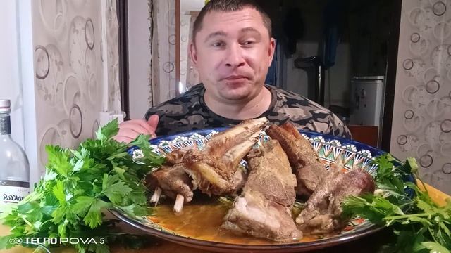 мукбанг/обжор/свиные рёбрышки/ смотреть онлайн